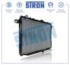 STRON STR0163 Радиатор STRON STR0163 двигателя Toyota Land Cruiser (J100) 4,7 бензин 2UZFE 238 МКПП 1998-2007