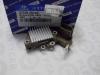 HYUNDAI / KIA (MOBIS) 3737025110 РЕГУЛЯТОР НАПРЯЖЕНИЯ ГЕНЕРАТОРА