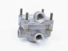 HALDEX 355018011 Клапан ускорительный M22x1,5 + M22x1,5 + M22x1,5 HALDEX