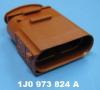 VAG 1J0973824A Корпус плоского разъема Audi Volkswagen